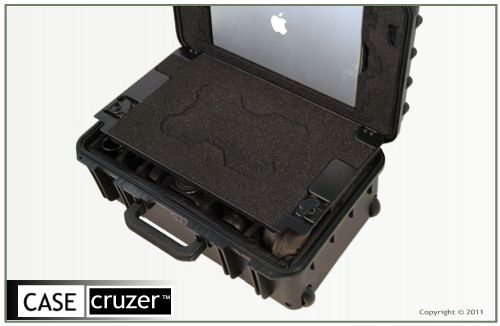 Photo StudioCruzer PSC200 with Customized Foam Cut-out Lid for Mac Books